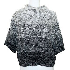 White House Black Market Gray Black Cable Knit Short Sleeve Sweater